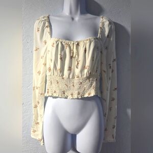Hollister Ivory Floral Long-Sleeve Crop Top - Size Medium